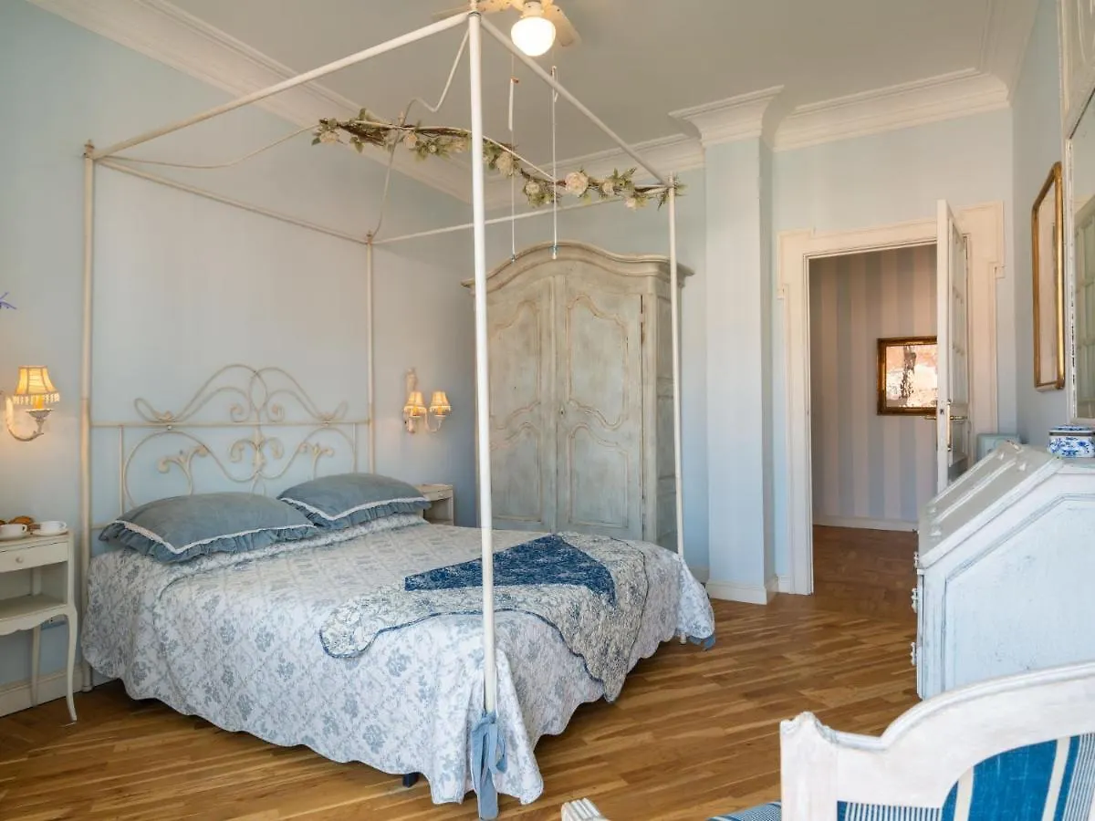 Apartment Pieds Dans L'Eau 2 By Interhome Riva Ligure 0*,  Italy