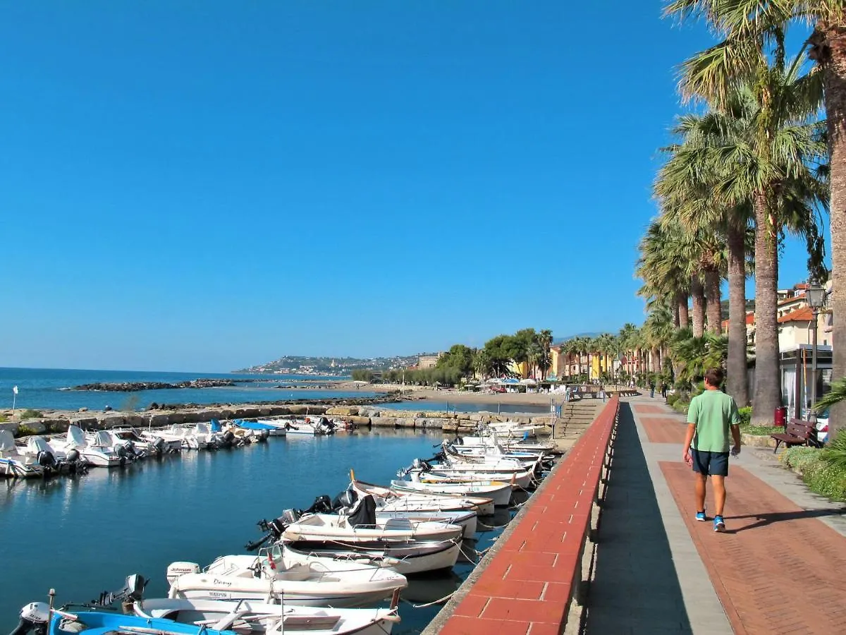 Apartment Pieds Dans L'Eau 2 By Interhome Riva Ligure